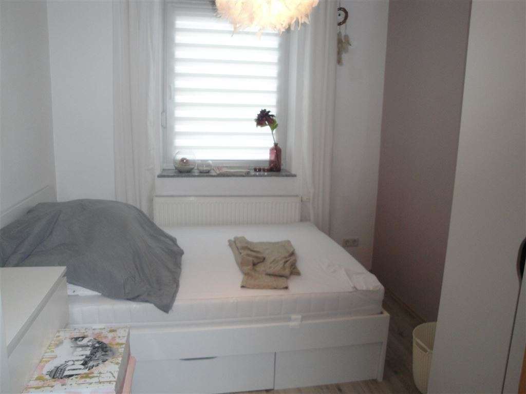 !!! Eigennutzung oder Kapitalanlage !!! Provisionsfreie-Renovierte 3 Zimmer-Wohnung !!!