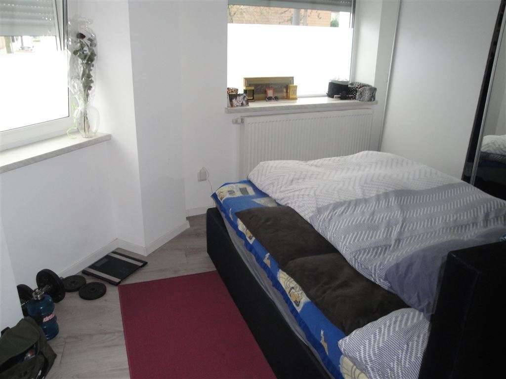 !!! Eigennutzung oder Kapitalanlage !!! Provisionsfreie-Renovierte 3 Zimmer-Wohnung !!!