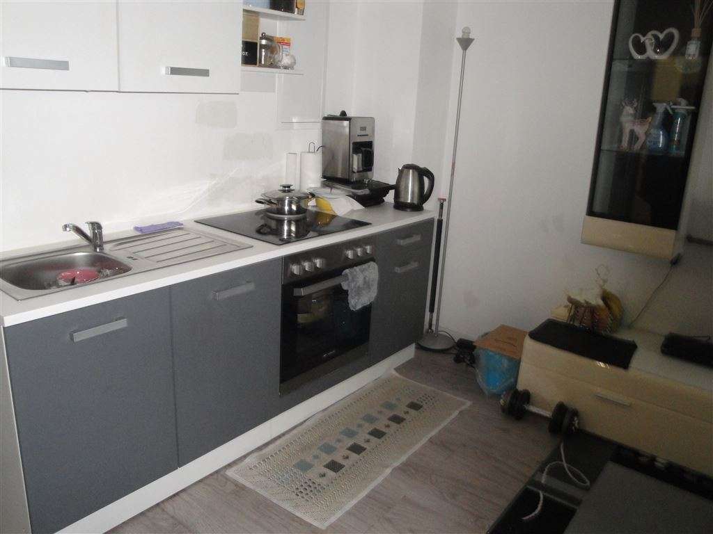 !!! Eigennutzung oder Kapitalanlage !!! Provisionsfreie-Renovierte 3 Zimmer-Wohnung !!!