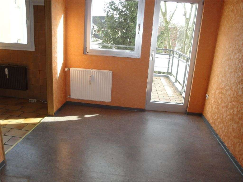 !!! 117m² ETW mit Balkon in einem 3 FH zu verkaufen !!!