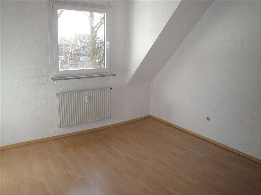 !!! 117m² ETW mit Balkon in einem 3 FH zu verkaufen !!!