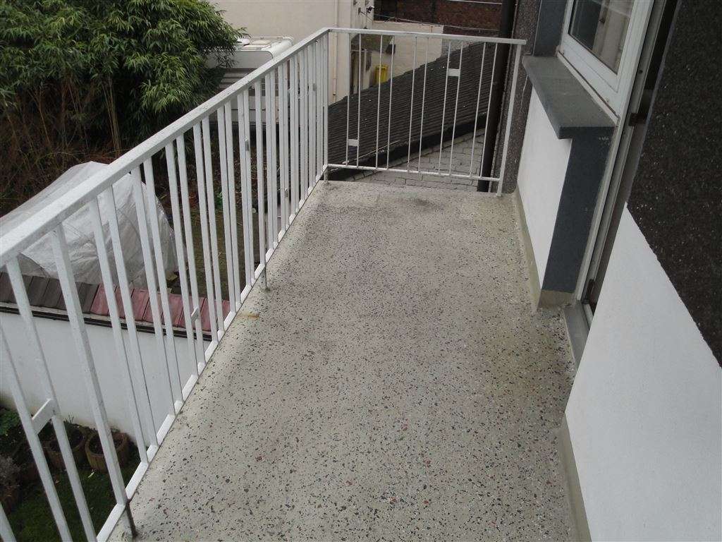 !!! Freie 3 Zimmerwohnung mit Balkon !!!