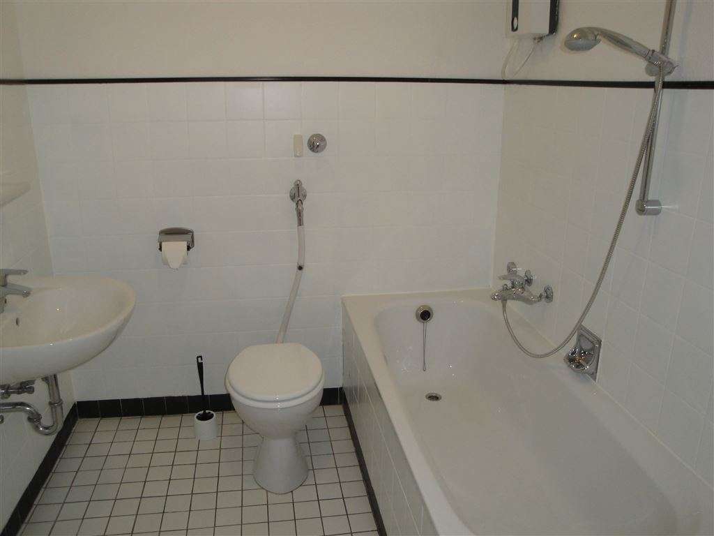 !!! Freie 3 Zimmerwohnung mit Balkon !!!