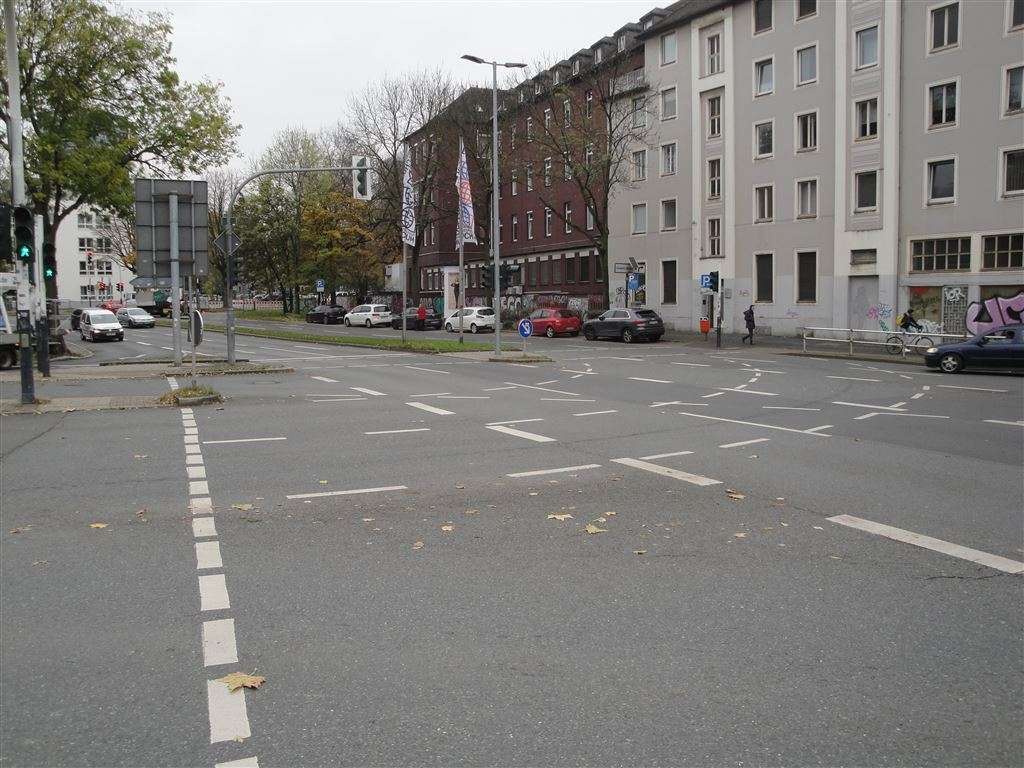 !!! Top-Lage !!! Ladenlokal- Büro-Praxis-Kanzlei in Hochfrequentierter Innenstadtlage !!!