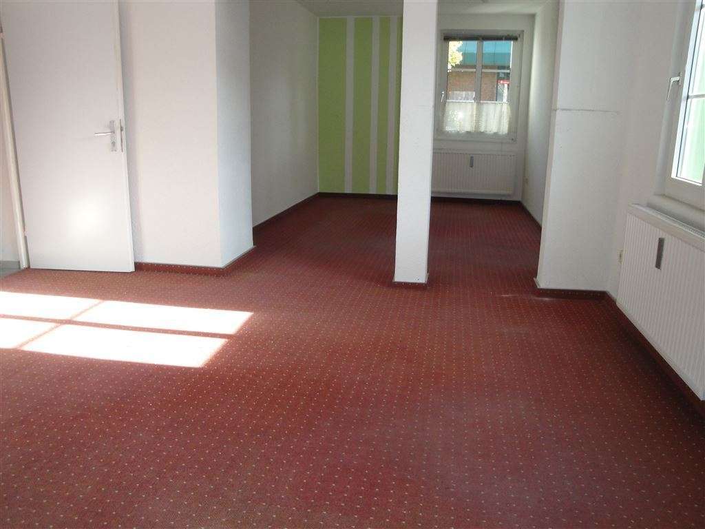 !!! Top-Lage !!! Ladenlokal mit Terrasse und Stellplätzen !!!