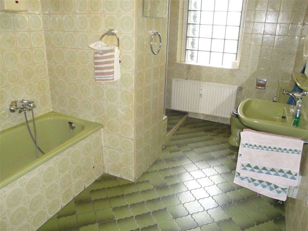 !!! 130m² ETW mit Balkon in einem 3 FH zu verkaufen !!!