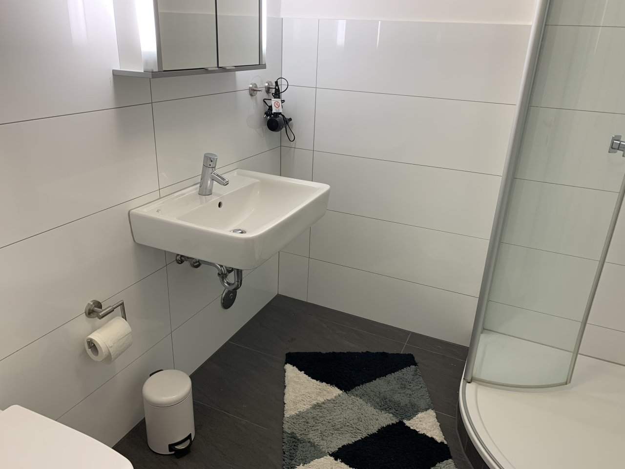 !!! Saniertes Apartment mit Loggia in gepflegter Wohnanlage !!!
