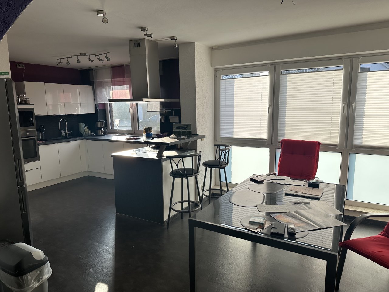 !!! 3 FH mit Freier 160m² Eigentümer EG-Maisonettewohnung mit großem Garten !!!