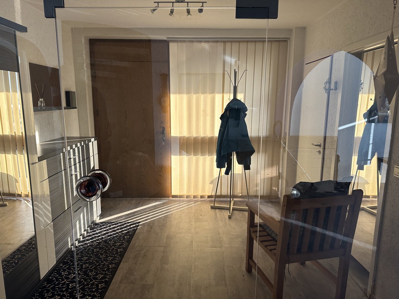 !!! 3 FH mit Freier 160m² Eigentümer EG-Maisonettewohnung mit großem Garten !!!