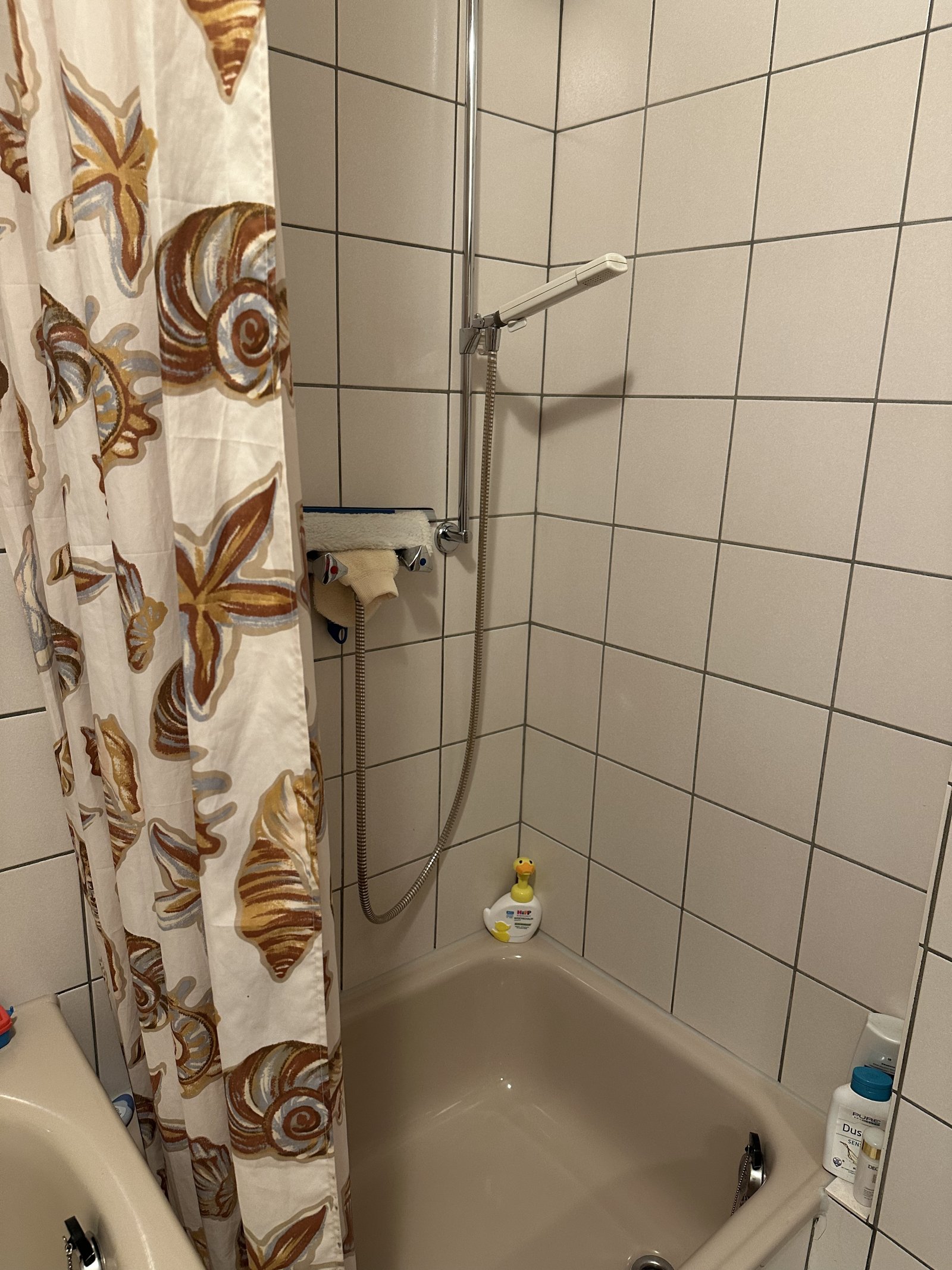 !!! Schöne-Freie 3,5 Zimmer ETW mit Balkon und Stellplatz !!!