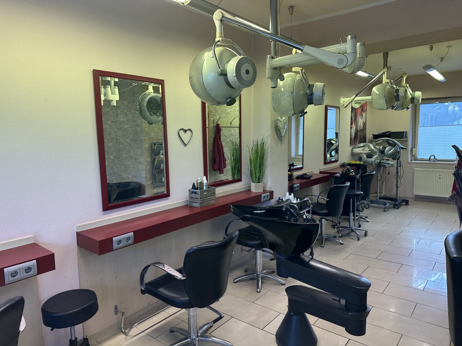 !!! 16 Wohnungen a 884m² und 4 Gewerbe a 231m² in Essen Kray !!!