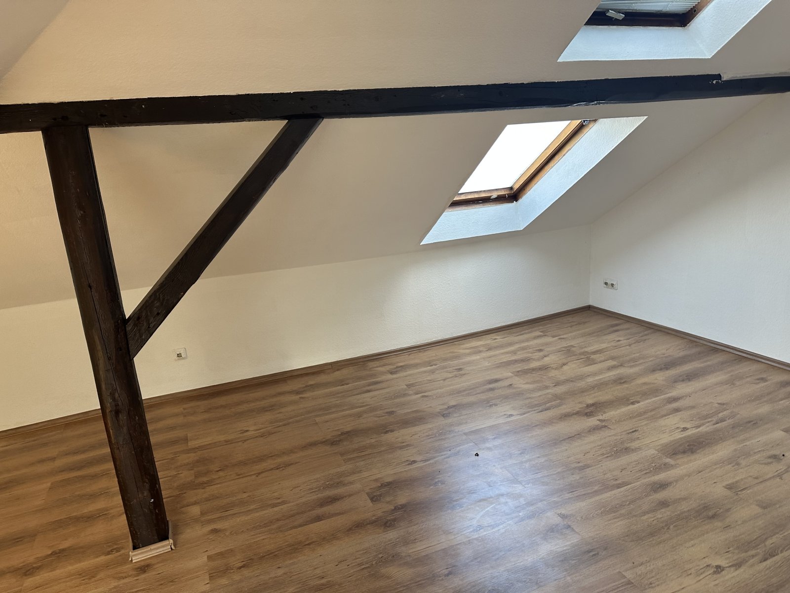 !!! 16 Wohnungen a 884m² und 4 Gewerbe a 231m² in Essen Kray !!!