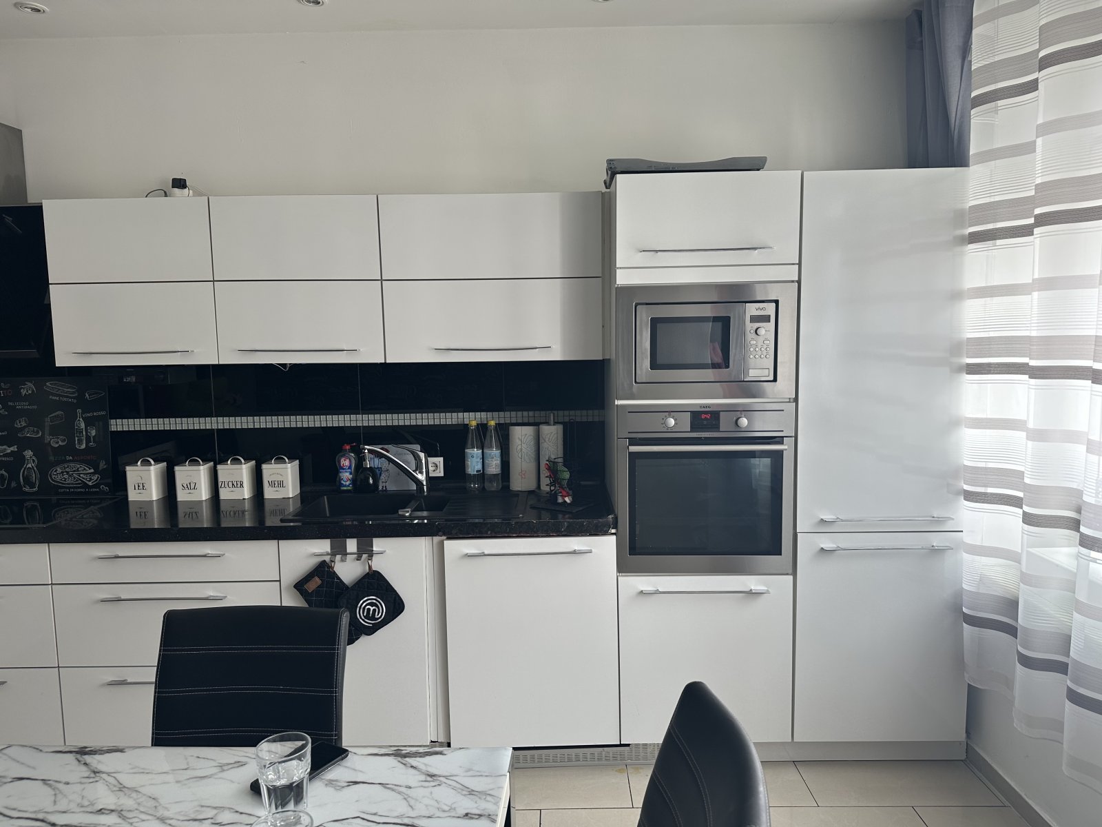 !!! Top-Sanierte 4 Zimmer EG-ETW mit Eigenem Garten !!!