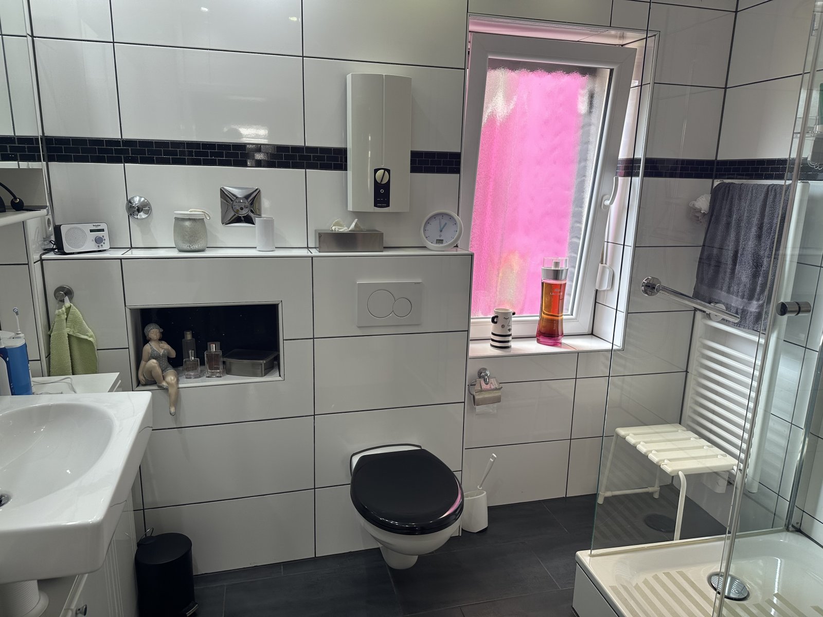 !!! Top-Sanierte 4 Zimmer EG-ETW mit Eigenem Garten !!!