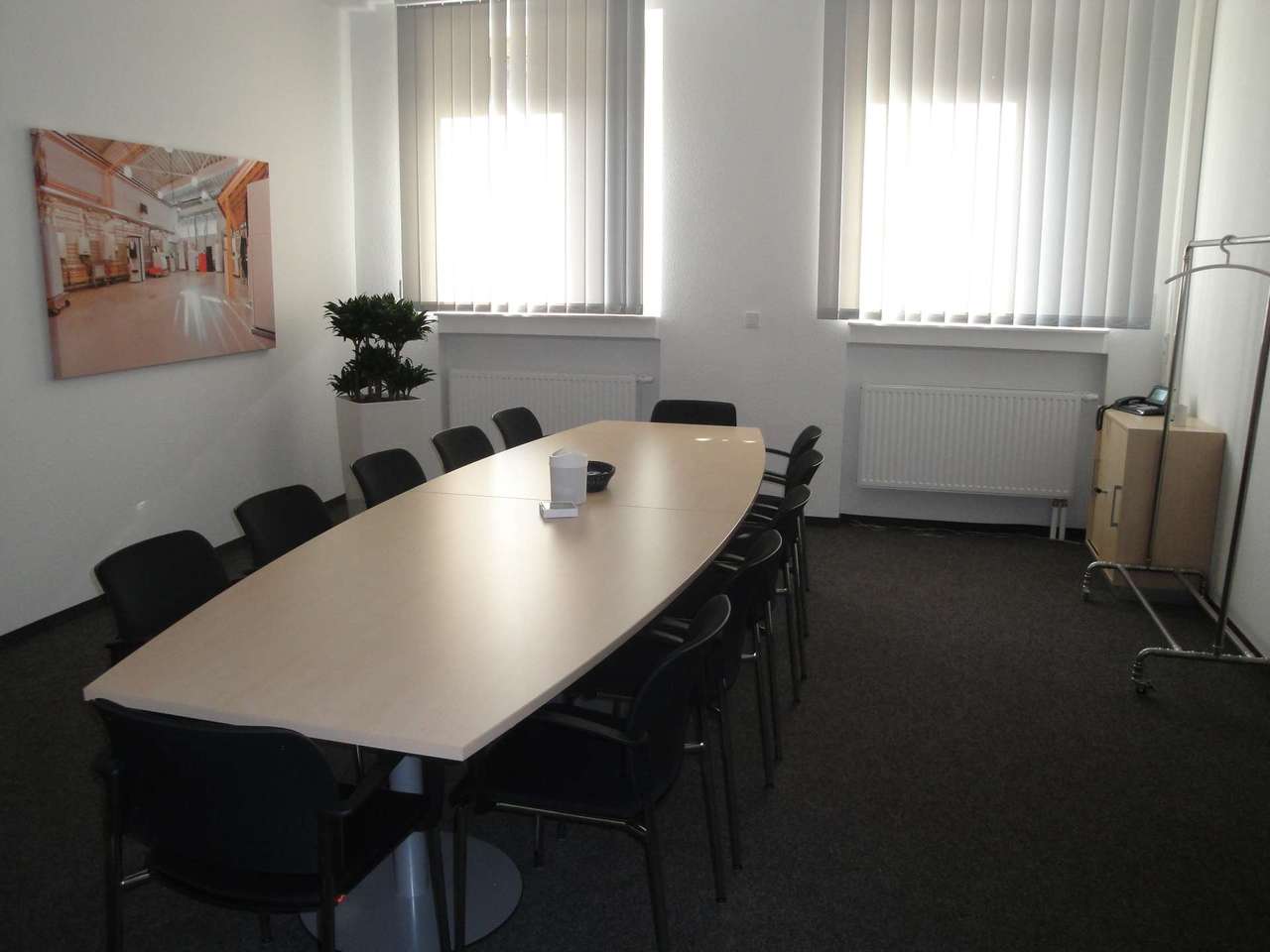 !!! Provisionsfrei !!! Top-Sanierte 630m² Bürofläche mit Aufzug im 1 OG !!!