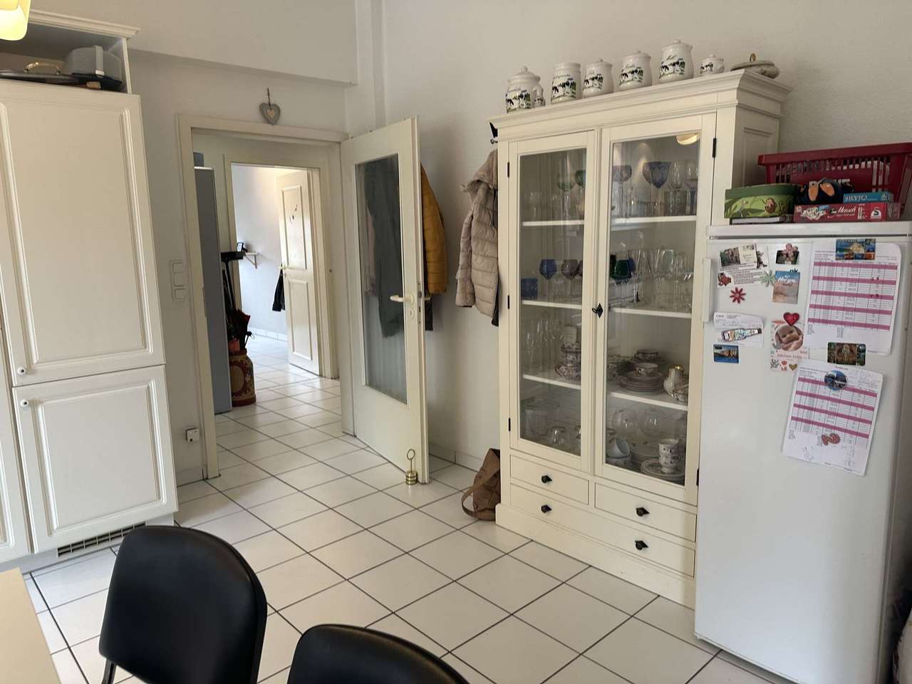!!! Top-Gepflegte 4 Zimmer EG-ETW mit Eigener Garage und Gartennutzung !!!