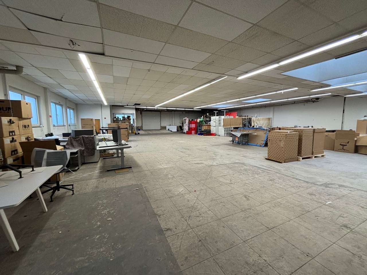 !!! 800m² bis 1200m² Lagerhalle Provisionsfrei in Top-Lage !!!