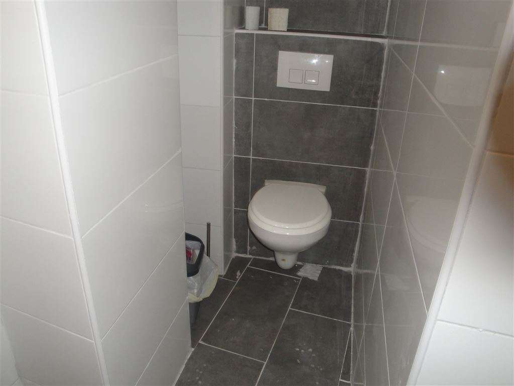 WC WC