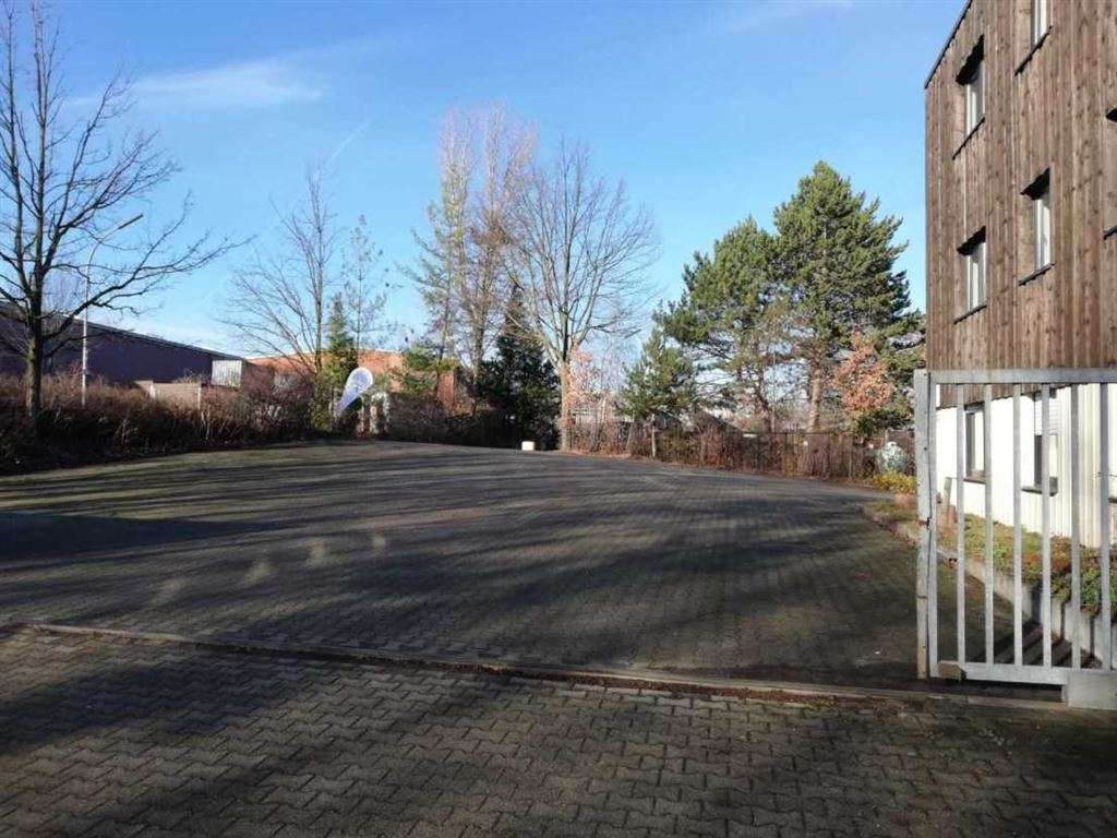Ausen Ausen