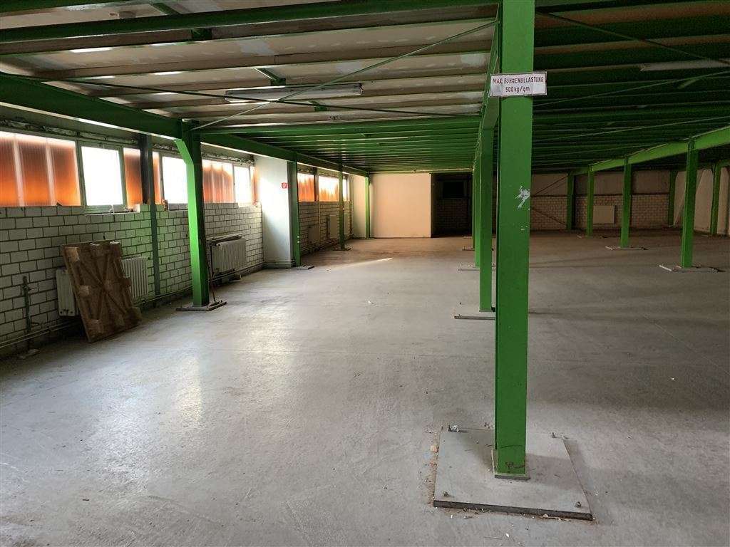 Halle EG Halle EG