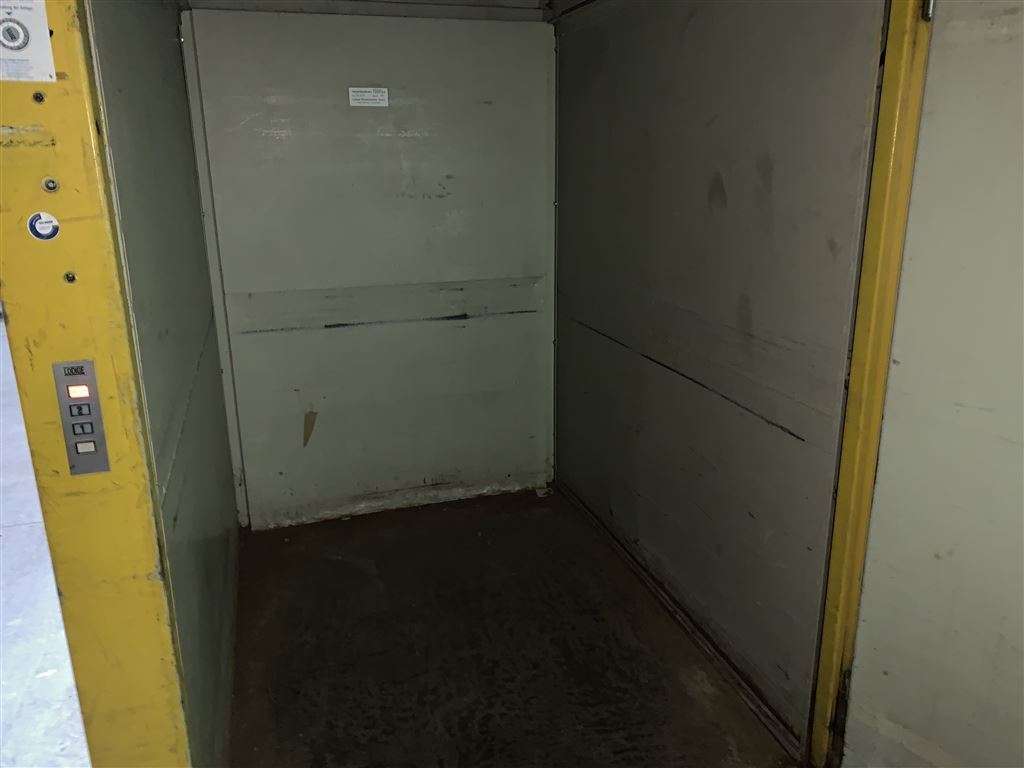 Halle Aufzug Halle Aufzug