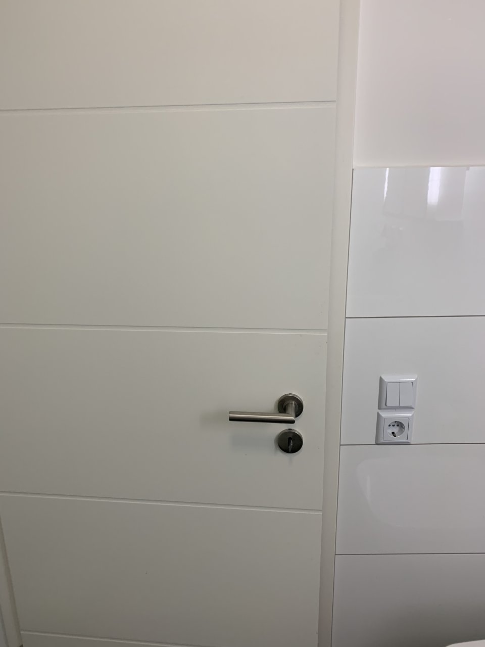Badtür Badtür